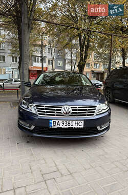 Купе Volkswagen CC / Passat CC 2013 в 