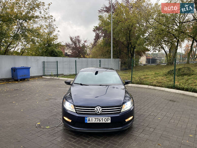 Купе Volkswagen CC / Passat CC 2013 в Киеве