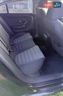 Купе Volkswagen CC / Passat CC 2011 в 