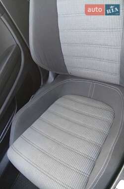 Купе Volkswagen CC / Passat CC 2011 в 