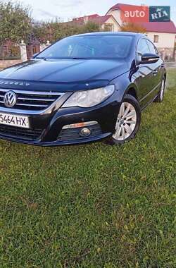 Купе Volkswagen CC / Passat CC 2011 в 