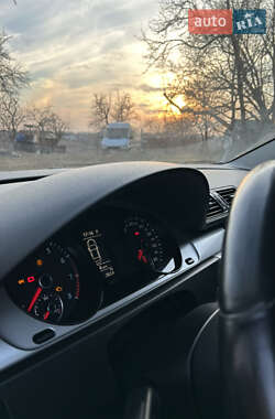 Купе Volkswagen CC / Passat CC 2011 в 
