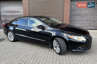 Купе Volkswagen CC / Passat CC 2011 в 