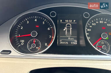 Купе Volkswagen CC / Passat CC 2011 в 