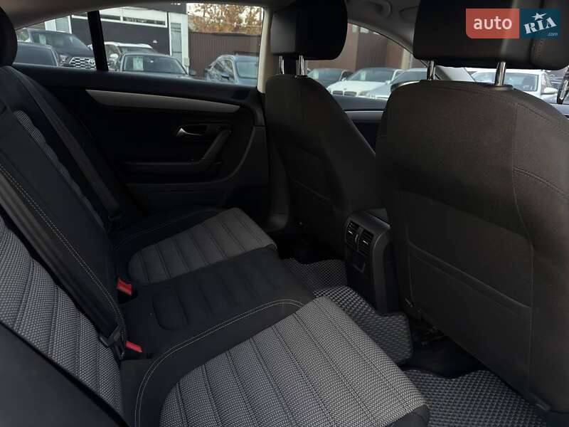 Купе Volkswagen CC / Passat CC 2012 в Харькове