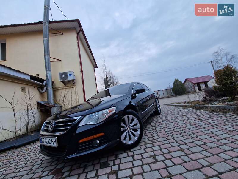Купе Volkswagen CC / Passat CC 2009 в Надворной