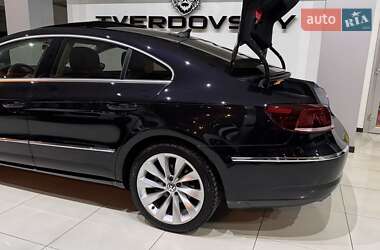Купе Volkswagen CC / Passat CC 2015 в 