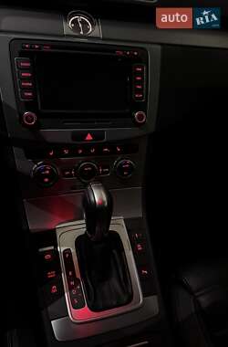 Купе Volkswagen CC / Passat CC 2015 в 