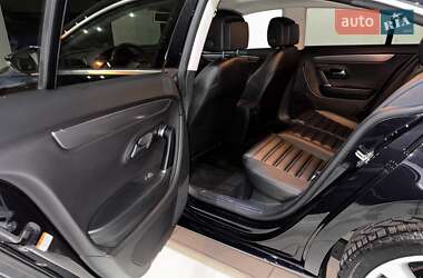 Купе Volkswagen CC / Passat CC 2015 в 