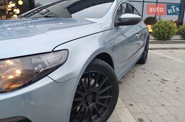 Купе Volkswagen CC / Passat CC 2009 в Ужгороде