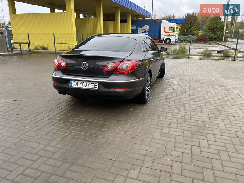 Купе Volkswagen CC / Passat CC 2008 в Умані