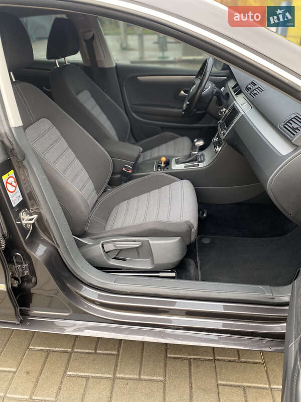 Купе Volkswagen CC / Passat CC 2008 в Умані