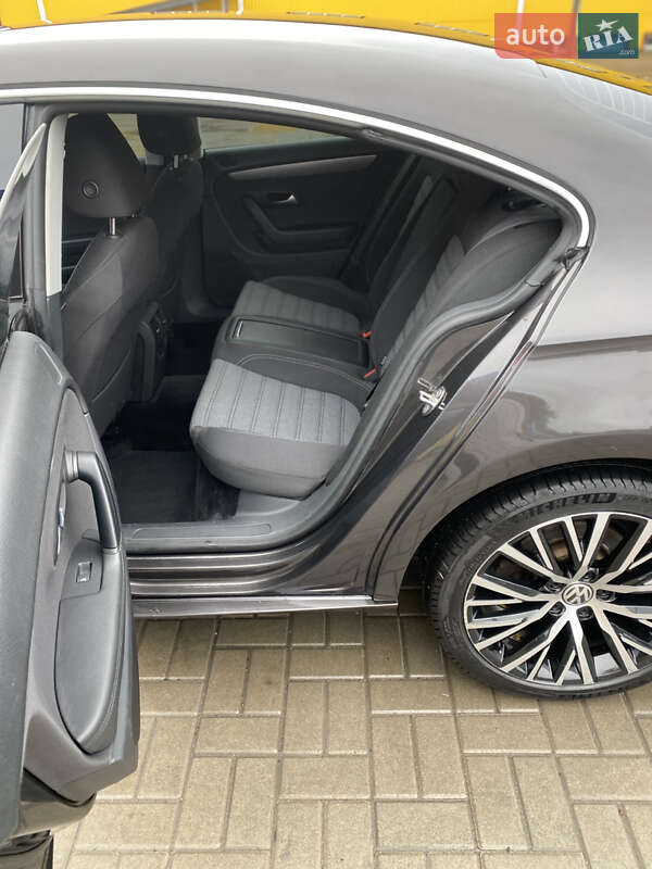 Купе Volkswagen CC / Passat CC 2008 в Умані