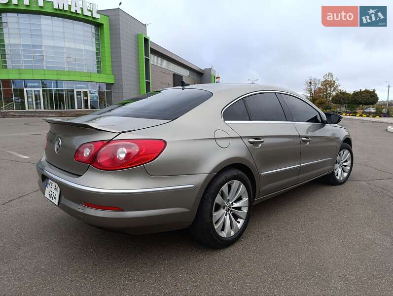Купе Volkswagen CC / Passat CC 2010 в Кривом Роге