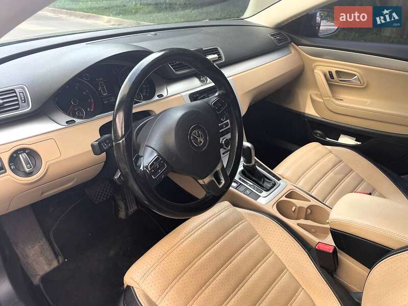 Купе Volkswagen CC / Passat CC 2014 в Вишневом фото 12 Купе Volkswagen CC / Passat CC 2014 в Вишневом
