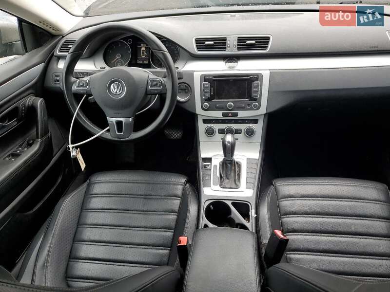 Купе Volkswagen CC / Passat CC 2012 в Львове