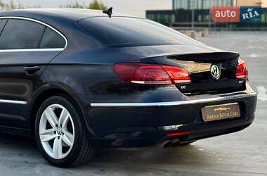 Купе Volkswagen CC / Passat CC 2014 в 