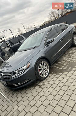 Купе Volkswagen CC / Passat CC 2012 в 