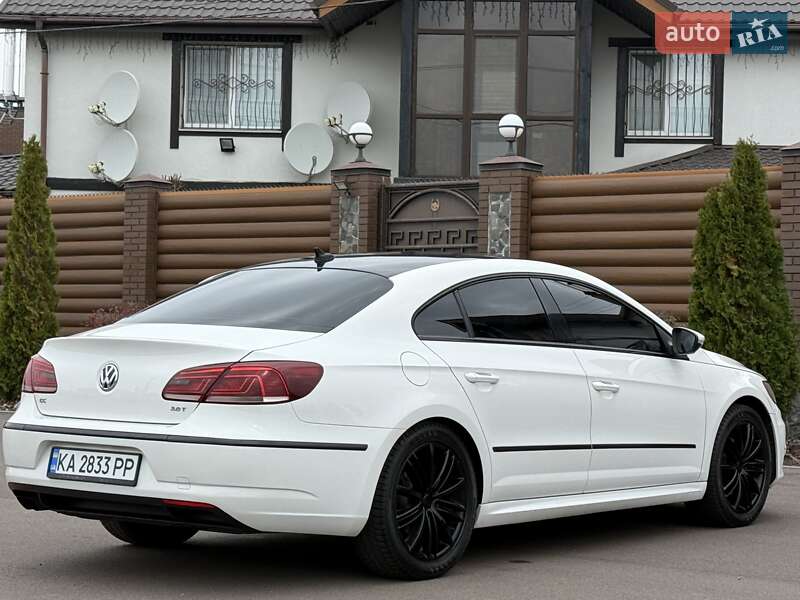 Купе Volkswagen CC / Passat CC 2013 в Киеве