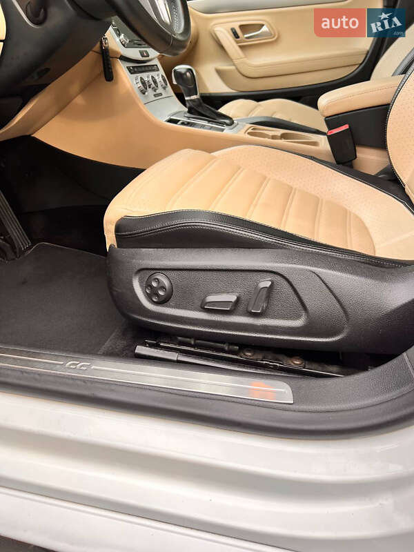Купе Volkswagen CC / Passat CC 2013 в Києві фото 34 Купе Volkswagen CC / Passat CC 2013 в Києві