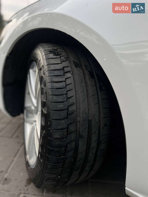 Купе Volkswagen CC / Passat CC 2013 в Києві фото 48 Купе Volkswagen CC / Passat CC 2013 в Києві