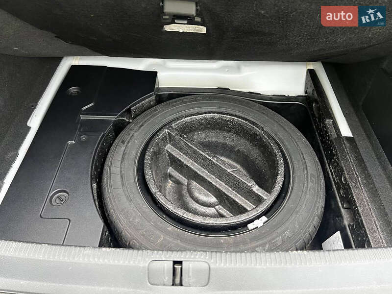 Купе Volkswagen CC / Passat CC 2013 в Києві фото 47 Купе Volkswagen CC / Passat CC 2013 в Києві