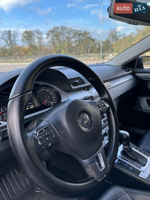 Купе Volkswagen CC / Passat CC 2012 в Запорожье