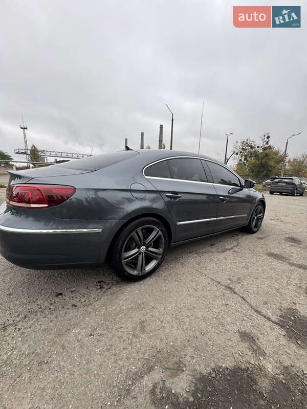 Купе Volkswagen CC / Passat CC 2012 в Києві фото 3 Купе Volkswagen CC / Passat CC 2012 в Києві