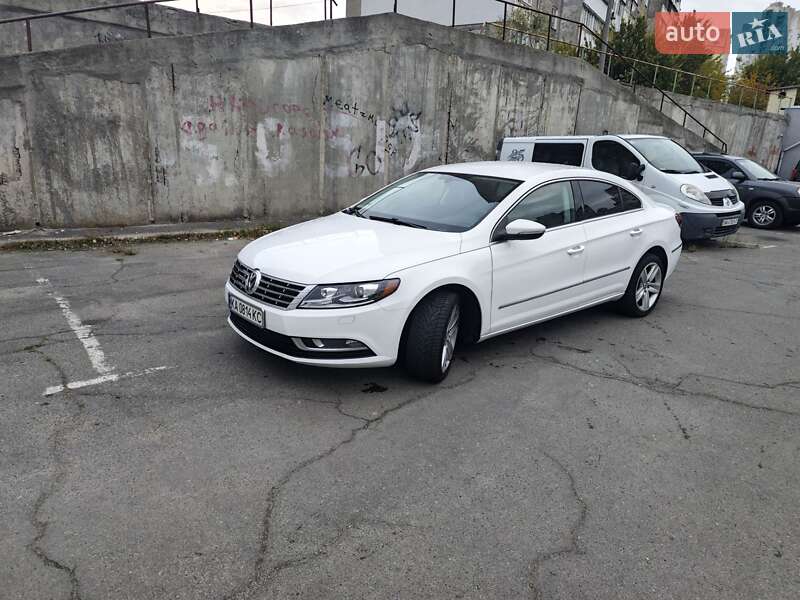 Купе Volkswagen CC / Passat CC 2013 в Киеве