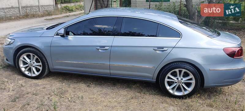 Купе Volkswagen CC / Passat CC 2012 в Каменском