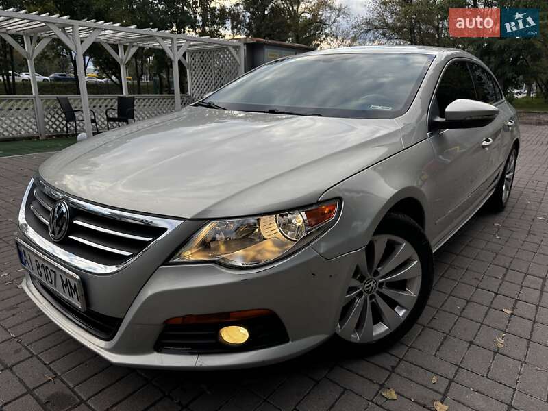 Купе Volkswagen CC / Passat CC 2011 в Киеве