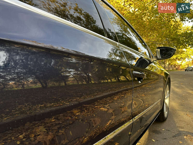 Купе Volkswagen CC / Passat CC 2012 в Миколаєві