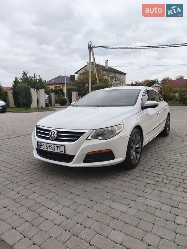 Купе Volkswagen CC / Passat CC 2011 в Шептицькому