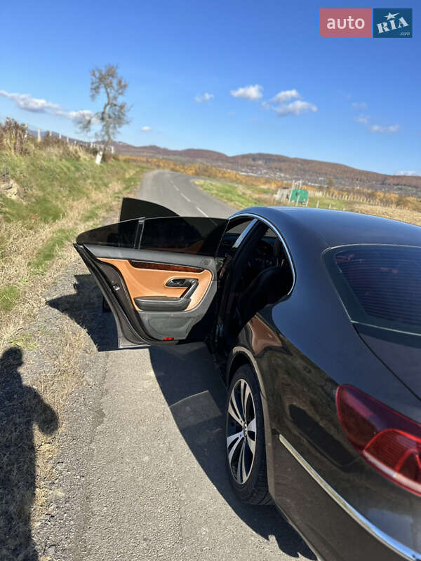 Купе Volkswagen CC / Passat CC 2012 в Іршаві