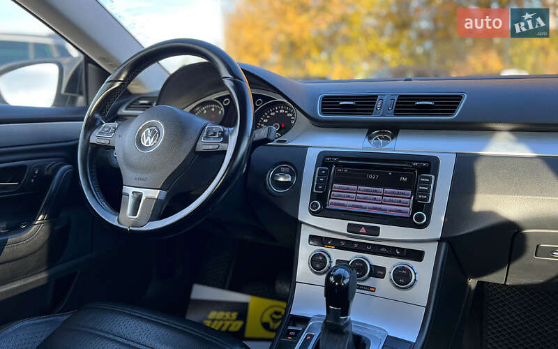 Купе Volkswagen CC / Passat CC 2012 в Львове