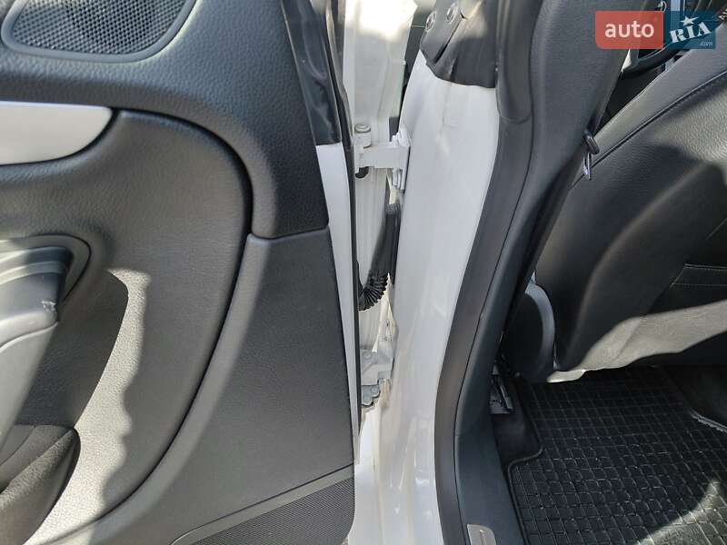 Купе Volkswagen CC / Passat CC 2013 в Умані фото 36 Купе Volkswagen CC / Passat CC 2013 в Умані