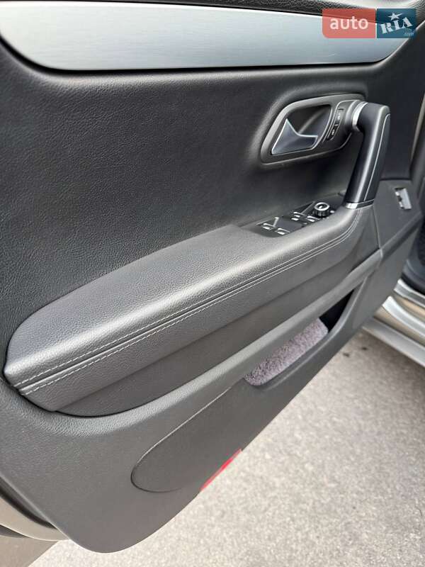 Купе Volkswagen CC / Passat CC 2009 в Кременчуге