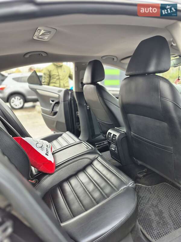 Купе Volkswagen CC / Passat CC 2011 в Житомире фото 14 Купе Volkswagen CC / Passat CC 2011 в Житомире