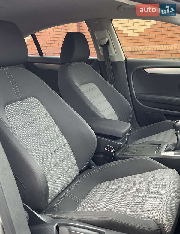 Купе Volkswagen CC / Passat CC 2008 в Хмельницькому фото 22 Купе Volkswagen CC / Passat CC 2008 в Хмельницькому