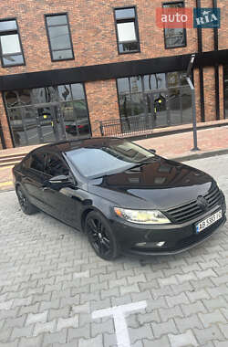 Купе Volkswagen CC / Passat CC 2012 в Виннице