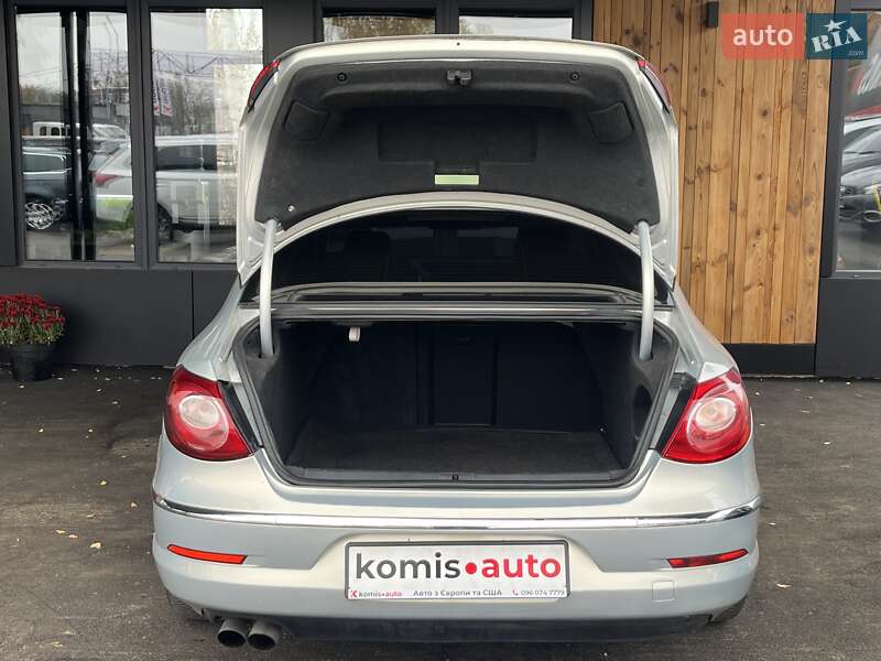 Купе Volkswagen CC / Passat CC 2011 в Вінниці