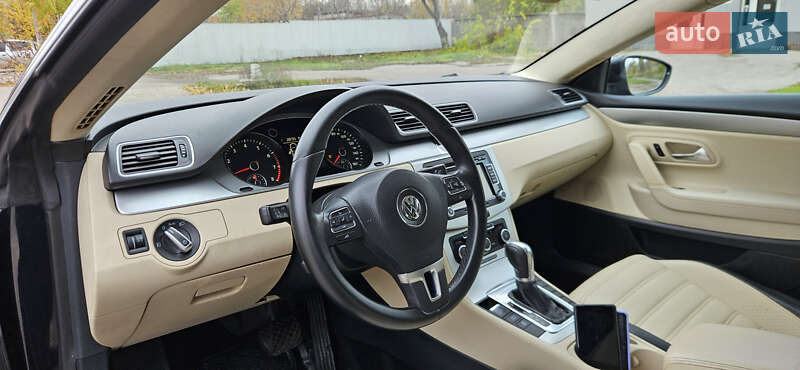 Купе Volkswagen CC / Passat CC 2011 в Желтых Водах фото 15 Купе Volkswagen CC / Passat CC 2011 в Желтых Водах