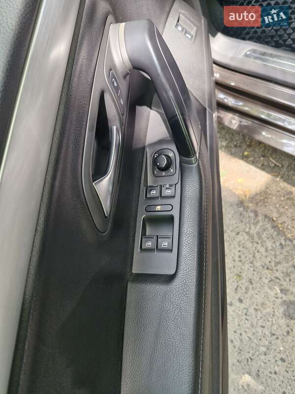 Купе Volkswagen CC / Passat CC 2013 в Одесі