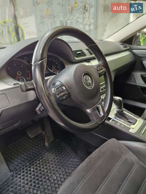 Купе Volkswagen CC / Passat CC 2013 в Одесі
