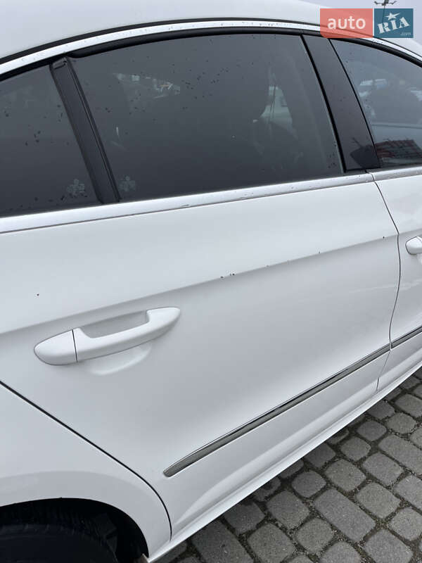 Купе Volkswagen CC / Passat CC 2012 в Львові