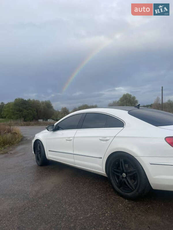 Купе Volkswagen CC / Passat CC 2011 в Сарнах