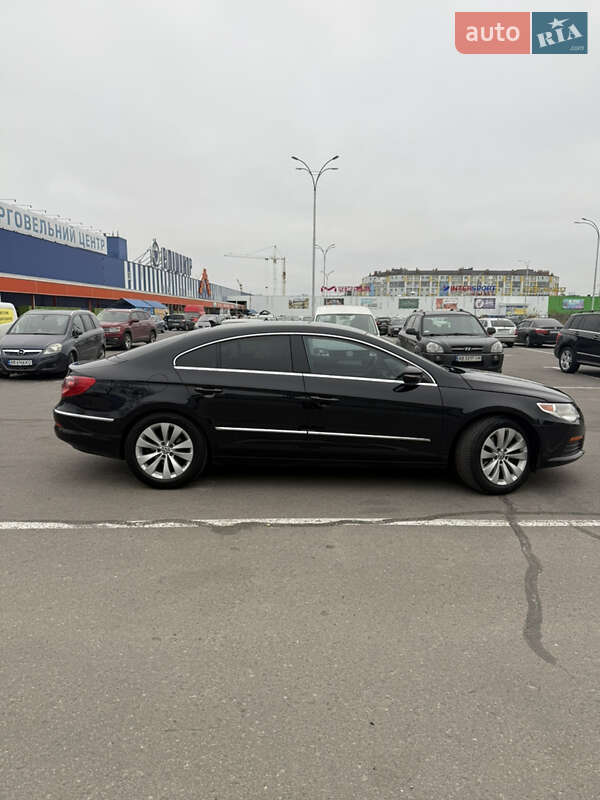 Купе Volkswagen CC / Passat CC 2011 в Киеве