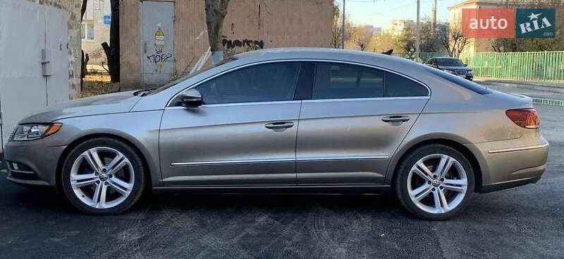 Купе Volkswagen CC / Passat CC 2012 в Харкові