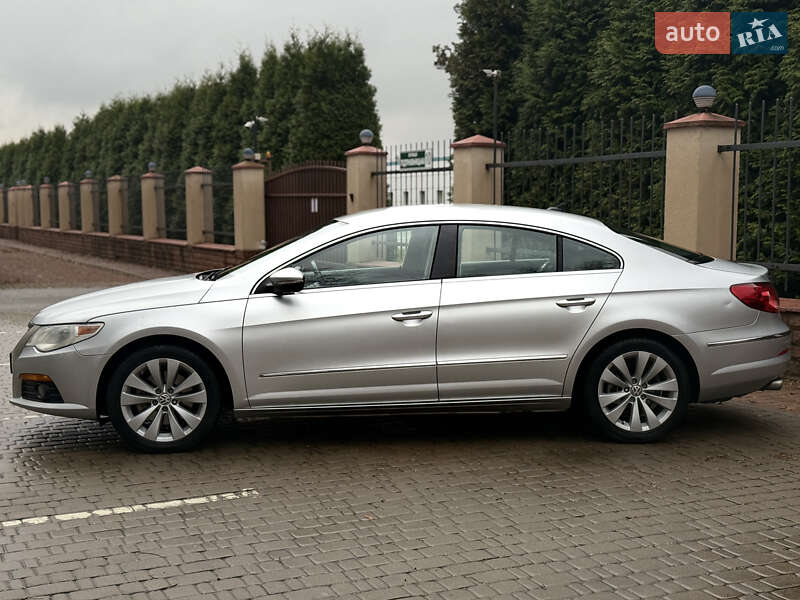 Купе Volkswagen CC / Passat CC 2009 в Василькові