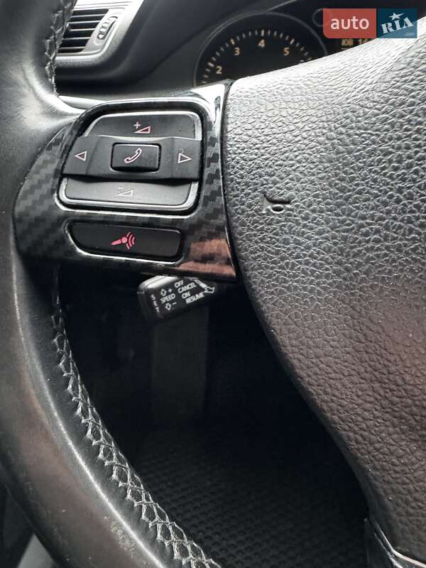 Купе Volkswagen CC / Passat CC 2011 в Києві фото 20 Купе Volkswagen CC / Passat CC 2011 в Києві